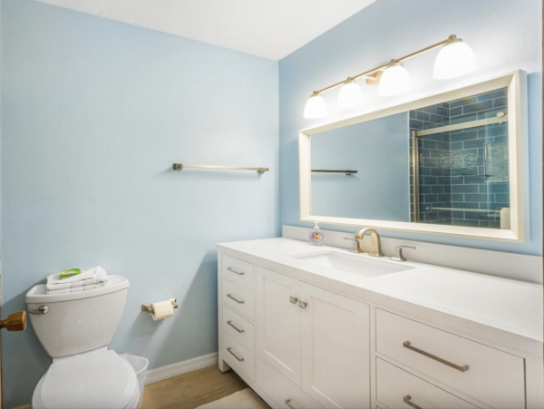 Three Bedroom Lovely Pool Town Home