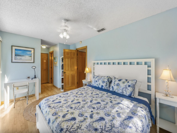 Three Bedroom Lovely Pool Town Home