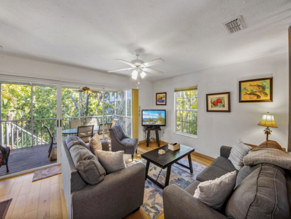 Three Bedroom Lovely Pool Town Home