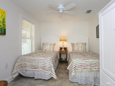 Anna Maria Island Holmes Beach Home 906845