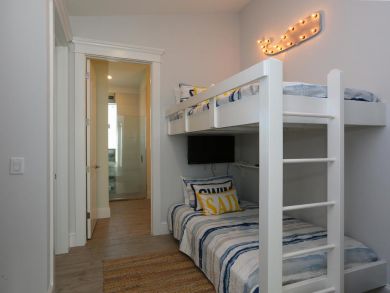 Anna Maria Island Holmes Beach Home 906856