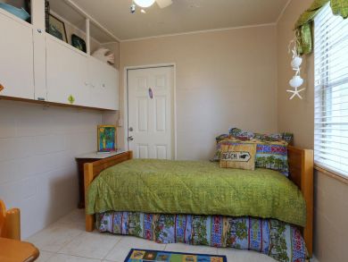 Anna Maria Island Holmes Beach Home 906866