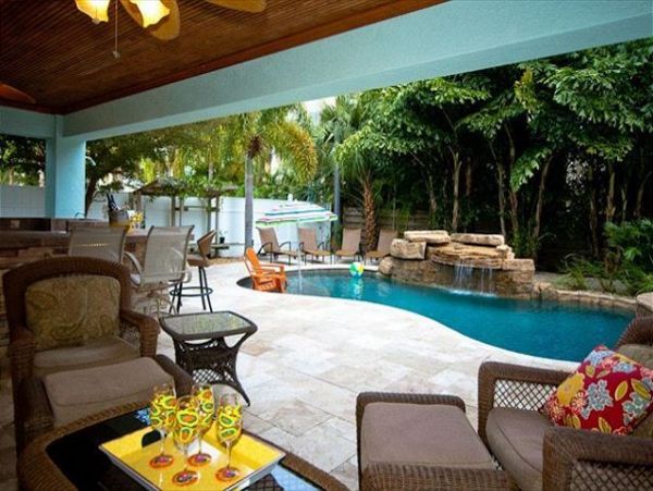Anna Maria Short Walk to Beach Amazing Vacation Rental