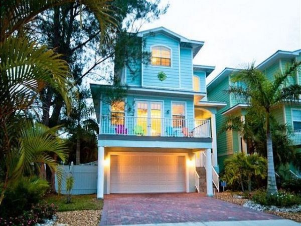 Anna Maria Short Walk to Beach Amazing Vacation Rental