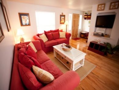 This Vacation Cottage 3 Min Walk to Our World Class Beaches