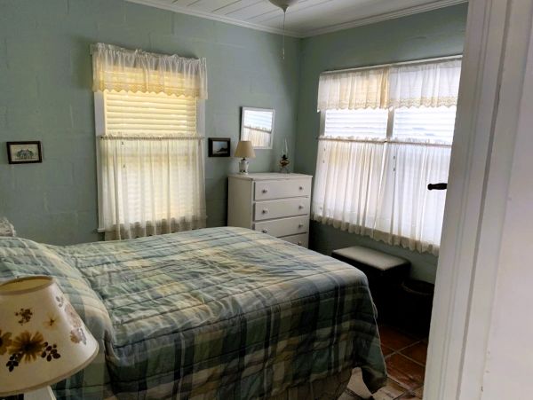 Value Priced One Bedroom Anna Maria Island Rental