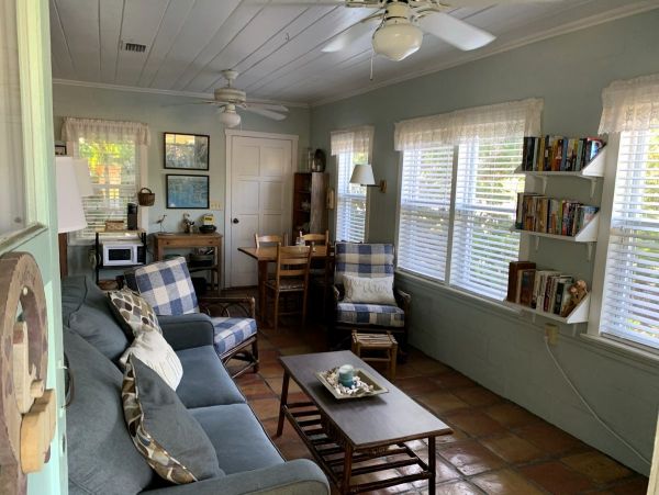 Value Priced One Bedroom Anna Maria Island Rental