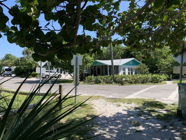 Value Priced One Bedroom Anna Maria Island Rental