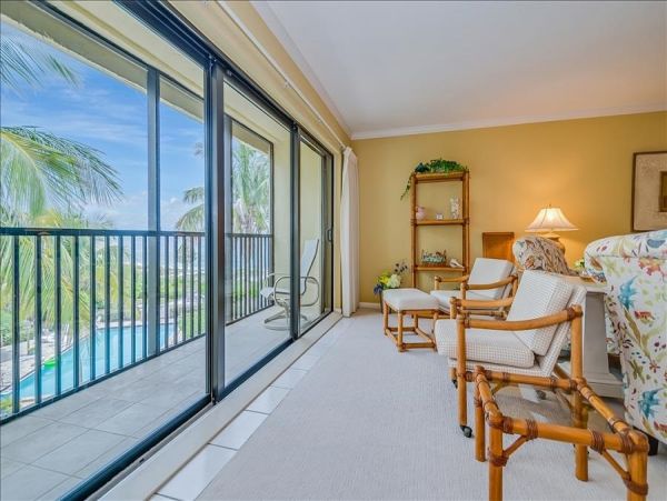 Boca Grande Coastal Vacation Condo with Pool Sleeps 6 Guests