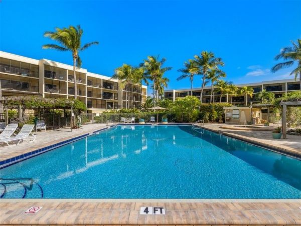 2 Bedroom Condo on the Beach in Boca Grande