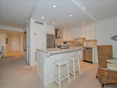 Beachside unit with Garden View, nice interior