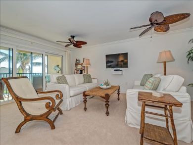 Beachside unit with Garden View, nice interior