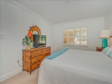 Beachside unit with Garden View, nice interior