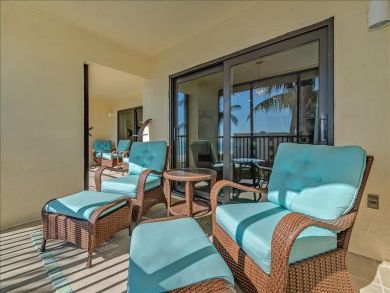 Beachside unit with Garden View, nice interior