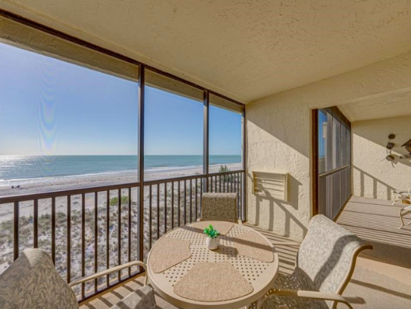 Stunning Views from This 2 Bedroom Condo on Boca Beach
