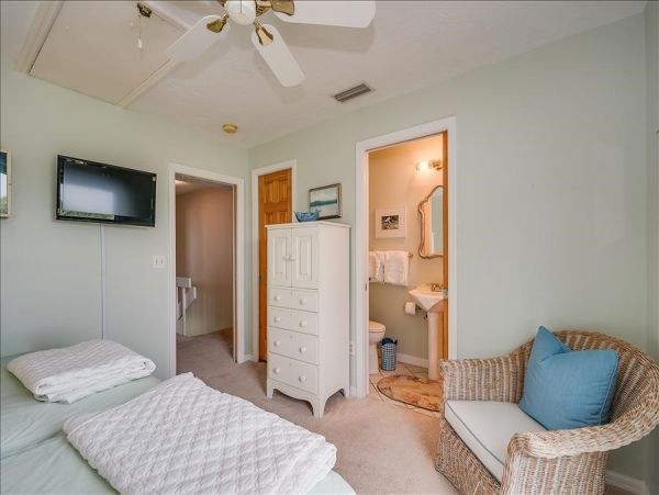Rare Boca Grande Beachfront Luxury