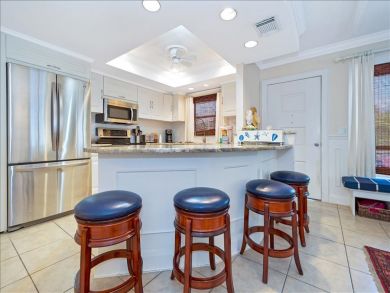 Boca Grande Two Bedroom Condo Sleeps 6 - Steps to the Beach