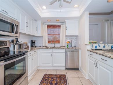 Boca Grande Two Bedroom Condo Sleeps 6 - Steps to the Beach