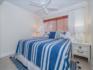 Boca Grande Two Bedroom Condo Sleeps 6 - Steps to the Beach