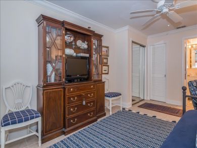 Boca Grande Two Bedroom Condo Sleeps 6 - Steps to the Beach