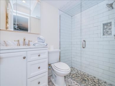 Boca Grande Two Bedroom Condo Sleeps 6 - Steps to the Beach