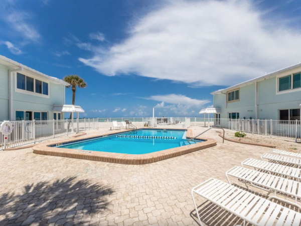 Luxury Ground Level Beachfront Condo in Boca Grande - Perfect Island Retreat