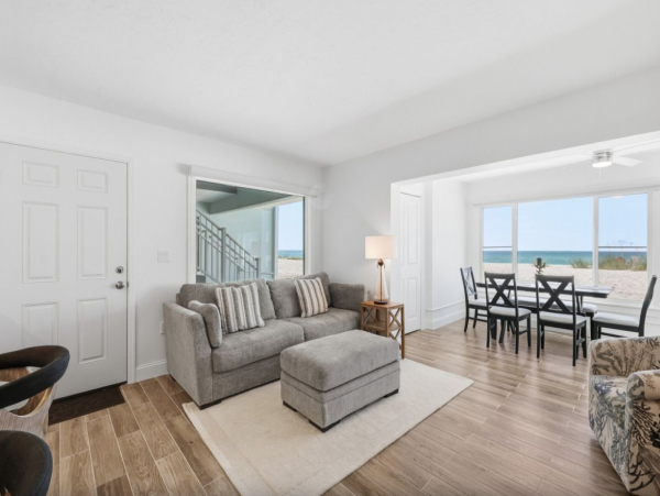 Luxury Ground Level Beachfront Condo in Boca Grande - Perfect Island Retreat