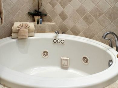 Jacuzzi tub
