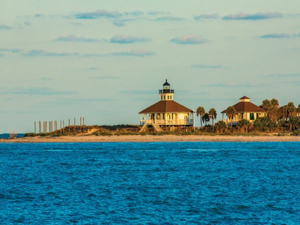 Beautiful 2 Bedroom Vacation Home In Boca Grande - Boat Dock
