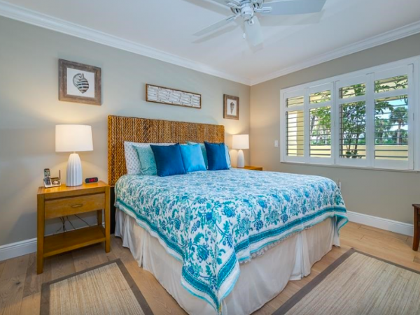Boca Grande Stunning Views! 2 Bedrooms 2 Baths