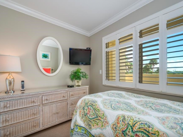 Boca Grande Stunning Views! 2 Bedrooms 2 Baths