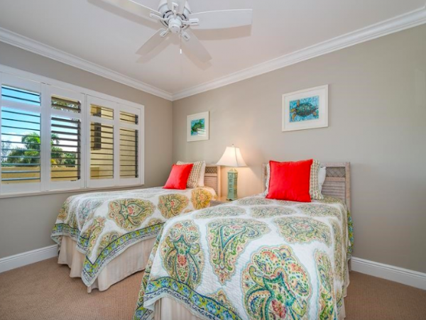 Boca Grande Stunning Views! 2 Bedrooms 2 Baths