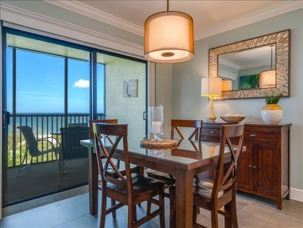 Boca Grande Stunning Views! 2 Bedrooms 2 Baths