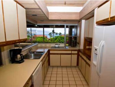 Fully equipped kitchen