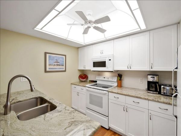 Nothing Short o Delightful Boca Grande Condo Large Lanai