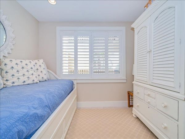 Full Gulf Front Sea Oats Condo Beautifully decorated