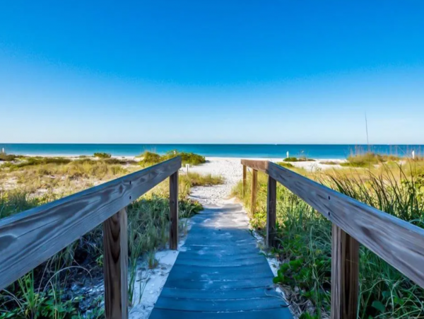 Boca Grande Two Bedroom Vacation Condo Steps from Beach