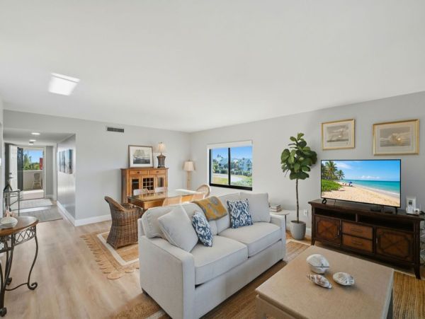 Beachfront Boca Grande Residence