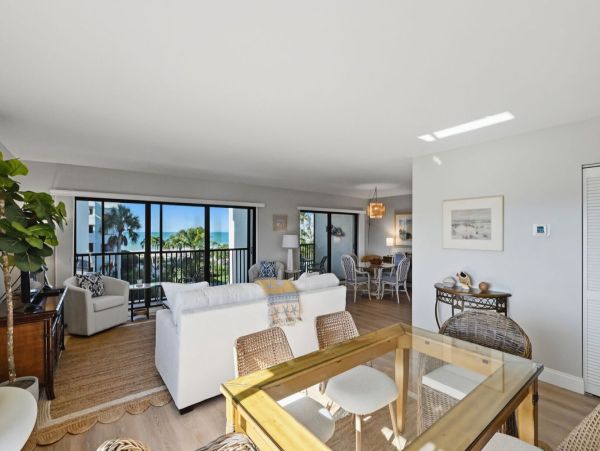 Beachfront Boca Grande Residence