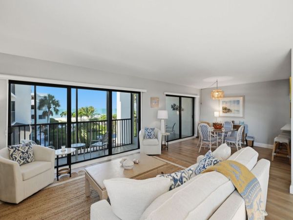 Beachfront Boca Grande Residence