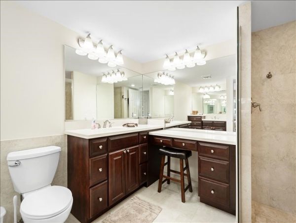 Boca Grande Beachfront Two-Bedroom Vacation Condo