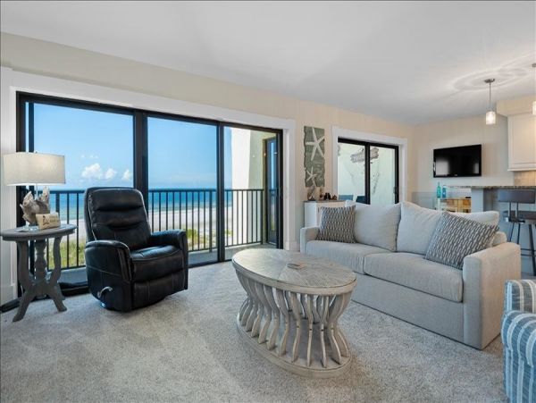Boca Grande Beachfront Two-Bedroom Vacation Condo