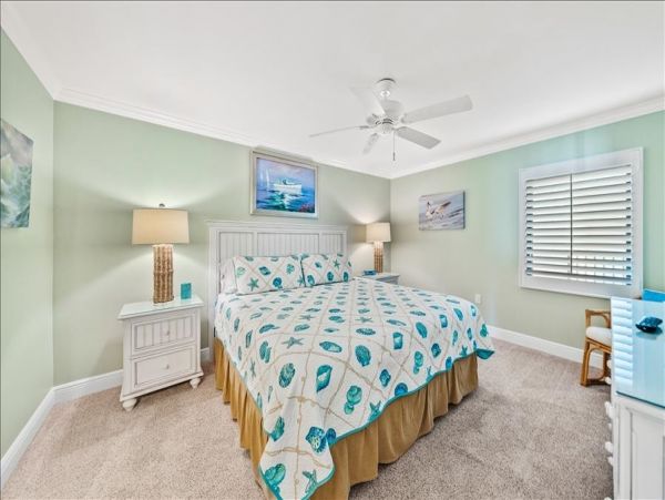 Beach-Front Boca Grande Condo with Private Balcony