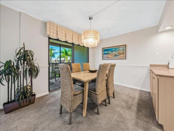 Boca Grande Beachfront Two Bedroom Vacation Condo Sleeps 6