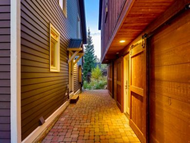 Luxury Six Bedroom Breckenridge Ski Accommodation