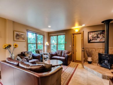 Luxury Six Bedroom Breckenridge Ski Accommodation