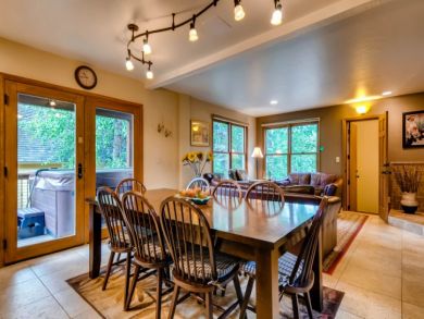 Luxury Six Bedroom Breckenridge Ski Accommodation
