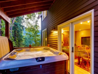 Luxury Six Bedroom Breckenridge Ski Accommodation