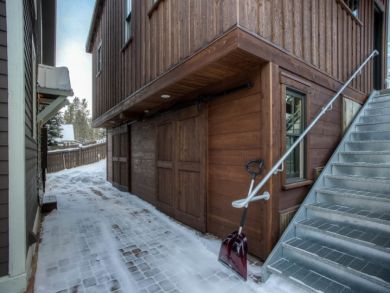 Luxury Six Bedroom Breckenridge Ski Accommodation