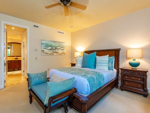 Luxury Maui Condo Elevator, Views Two Bedrooms Plus Separate Den Two Sofa Sleepers
